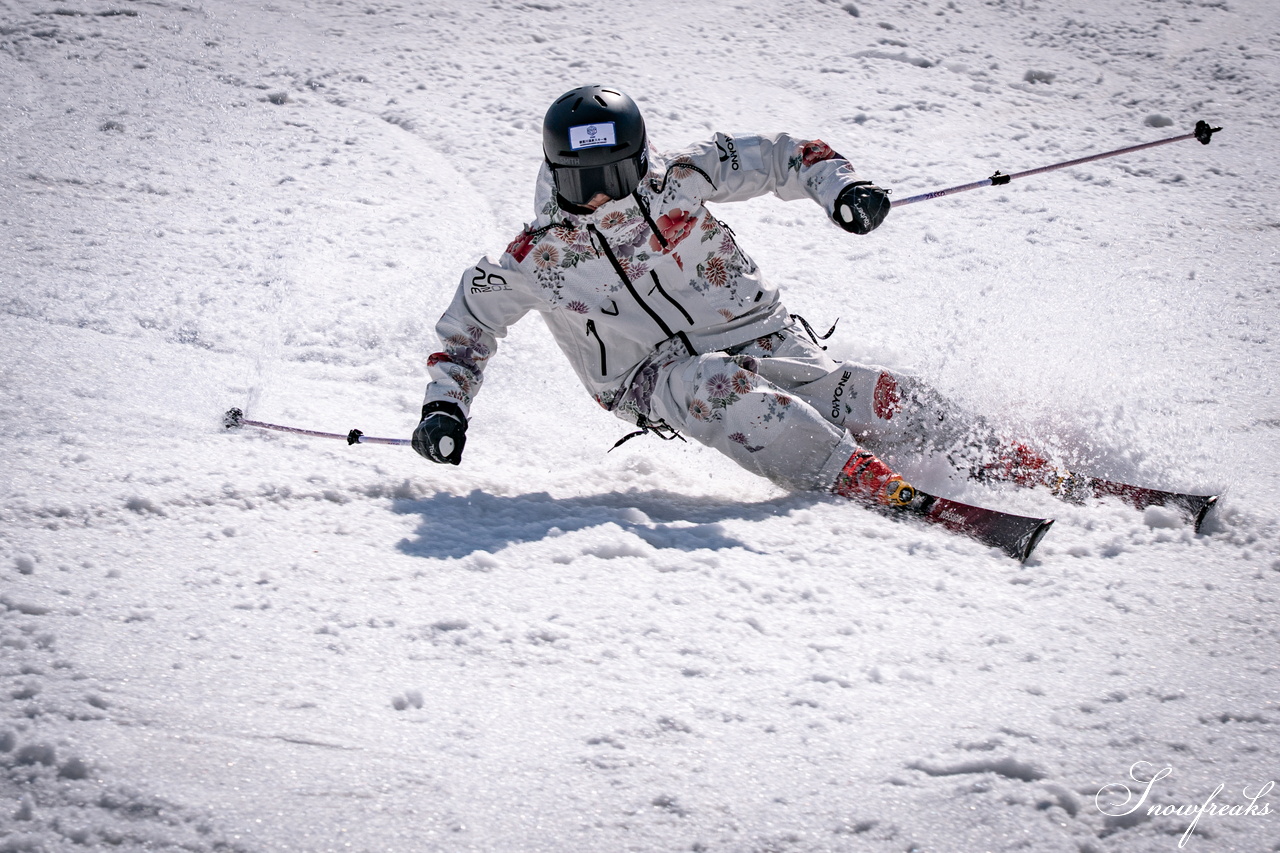 キロロリゾート｜ポカポカ陽気で絶好の春スキー日和♪こんな日は、みんなで思いっきり春雪を満喫しましょう！